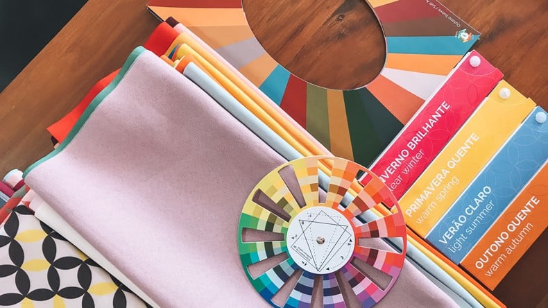 Como descobrir sua paleta de cores pessoal